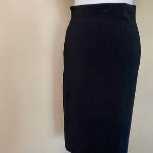 Ann Taylor black classic pencil skirt, size SP